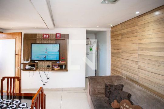 Sala de casa para alugar com 2 quartos, 70m² em Inamar, Diadema