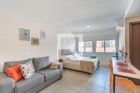Sala/Quarto de apartamento à venda com 1 quarto, 30m² em Floresta, Porto Alegre