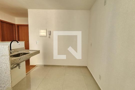 Apartamento para alugar com 2 quartos, 46m² em Alvorada, Contagem
