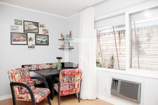 Apartamento à venda com 2 quartos, 79m² em Rio Branco, Porto Alegre