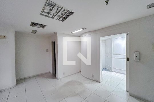Studio de kitnet/studio à venda com 1 quarto, 28m² em Tatuapé, São Paulo