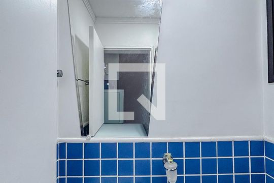 Lavabo de kitnet/studio à venda com 1 quarto, 28m² em Tatuapé, São Paulo