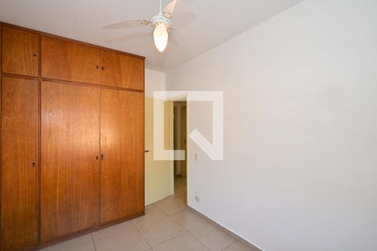 Quarto 1 de casa à venda com 3 quartos, 280m² em Super Quadra Morumbi, São Paulo