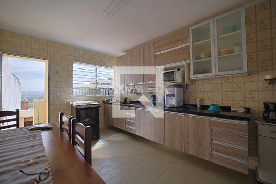 Cozinha de casa à venda com 2 quartos, 125m² em Engenheiro Goulart, São Paulo
