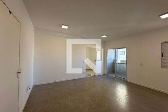 Sala de apartamento para alugar com 1 quarto, 56m² em Jardim Maria Helena, Barueri