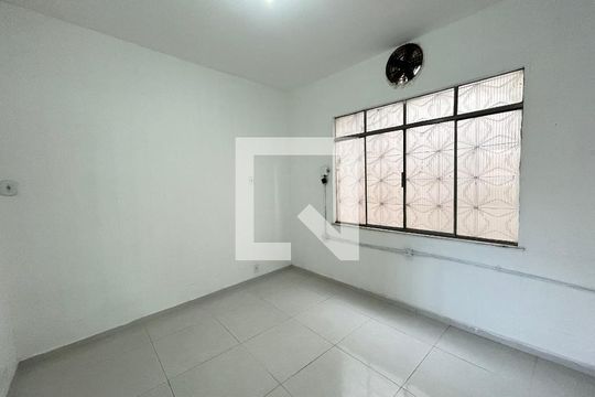 Copa de casa para alugar com 2 quartos, 100m² em Bento Ribeiro, Rio de Janeiro
