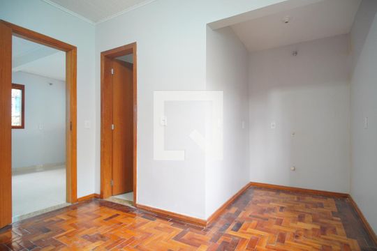 Suíte de casa para alugar com 2 quartos, 180m² em Piratini, Sapucaia do Sul