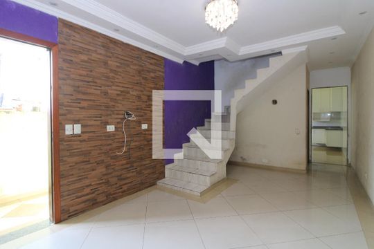 Sala de casa para alugar com 3 quartos, 150m² em Vila Ponte Rasa, São Paulo