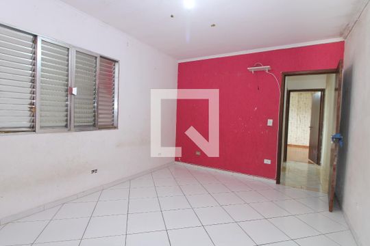 Quarto 2 de casa para alugar com 3 quartos, 150m² em Vila Ponte Rasa, São Paulo