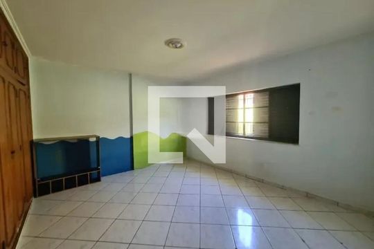 Quarto de casa para alugar com 5 quartos, 371m² em Jardim Chapadão, Campinas