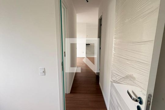 Quarto de apartamento à venda com 2 quartos, 47m² em Barra Olímpica, Rio de Janeiro