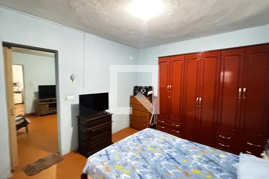 Quarto 1 de casa à venda com 2 quartos, 150m² em Vila Linda, Santo André