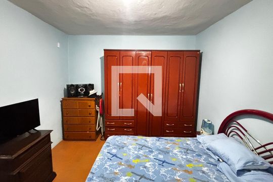 Quarto 1 de casa à venda com 2 quartos, 150m² em Vila Linda, Santo André