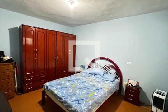 Quarto 1 de casa à venda com 2 quartos, 150m² em Vila Linda, Santo André
