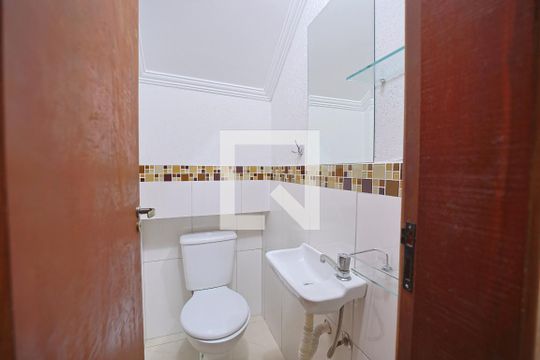 Lavabo de casa de condomínio para alugar com 3 quartos, 150m² em Vila Ré, São Paulo