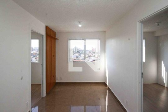 Apartamento para alugar com 2 quartos, 44m² em Vila Ema, São Paulo
