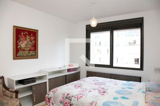 Quarto 1 Suíte de apartamento para alugar com 3 quartos, 123m² em Petrópolis, Porto Alegre