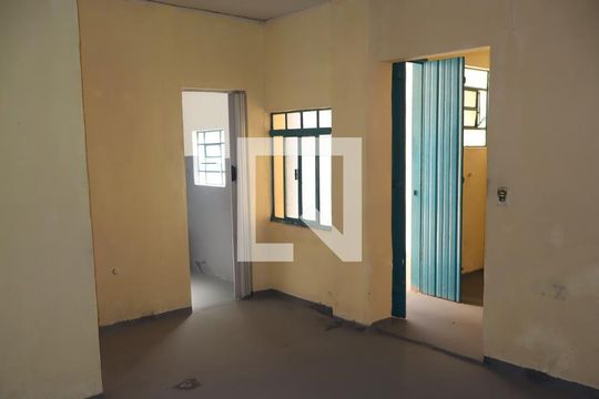 Sala 1 de casa à venda com 2 quartos, 135m² em Vila Mendes, São Paulo