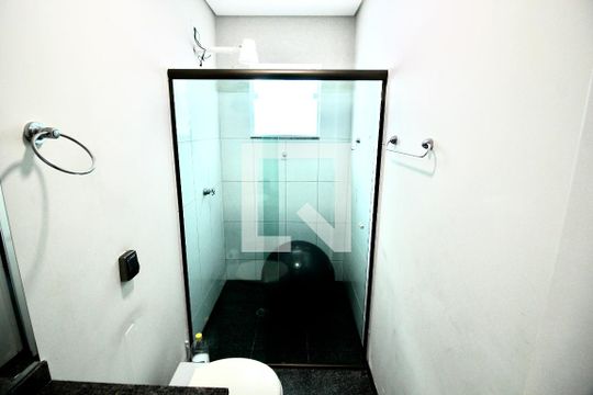 Banheiro 1 de casa à venda com 3 quartos, 302m² em Jardim Matarazzo, São Paulo