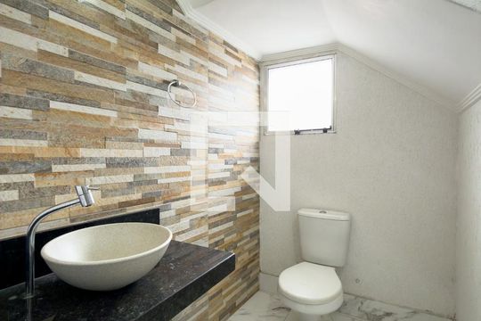 Lavabo de casa para alugar com 2 quartos, 150m² em Vila Brasilio Machado, São Paulo