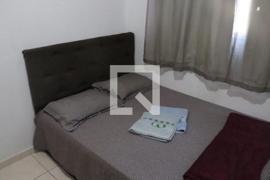 Apartamento para alugar com 2 quartos, 50m² em Parque dos Rodoviários, Campos dos Goytacazes