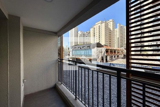 Sacada  de kitnet/studio à venda com 1 quarto, 22m² em Cidade Monções, São Paulo