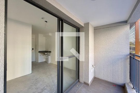 Sacada  de kitnet/studio à venda com 1 quarto, 22m² em Cidade Monções, São Paulo