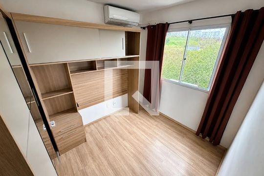 Quarto de apartamento para alugar com 2 quartos, 39m² em Canudos, Novo Hamburgo