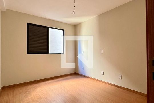 Quarto de apartamento à venda com 1 quarto, 46m² em Anchieta, Belo Horizonte