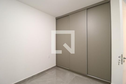 Quarto 1 de apartamento para alugar com 3 quartos, 90m² em Jardim Sul, Uberlândia