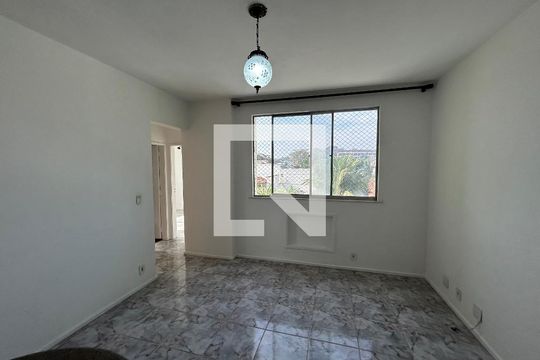 Sala de apartamento à venda com 2 quartos, 58m² em Cascadura, Rio de Janeiro