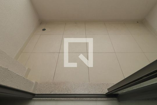 Varanda de kitnet/studio para alugar com 1 quarto, 32m² em Ipiranga, São Paulo