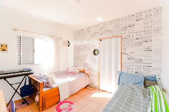 Quarto 1 de casa à venda com 2 quartos, 200m² em Jardim Santa Cecilia, Guarulhos