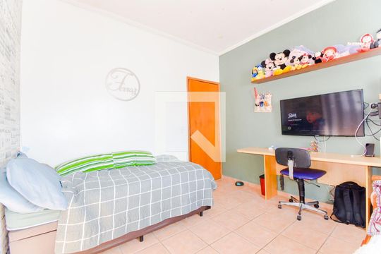 Quarto 1 de casa à venda com 2 quartos, 200m² em Jardim Santa Cecilia, Guarulhos