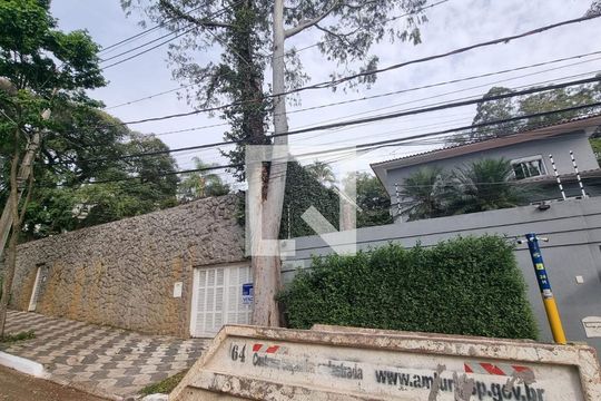 Casa à venda com 6 quartos, 250m² em Perdizes, São Paulo