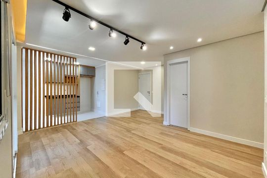 Sala de apartamento para alugar com 2 quartos, 59m² em Votupoca, Barueri
