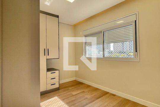 Quarto de apartamento para alugar com 2 quartos, 59m² em Votupoca, Barueri