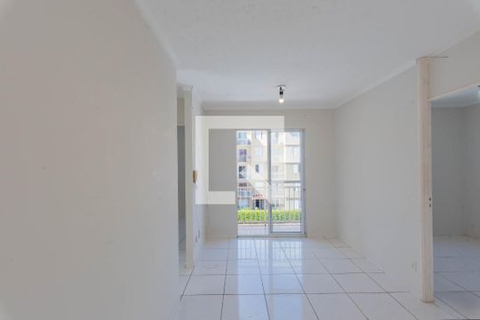Sala de apartamento à venda com 3 quartos, 52m² em Vila Marieta, Campinas