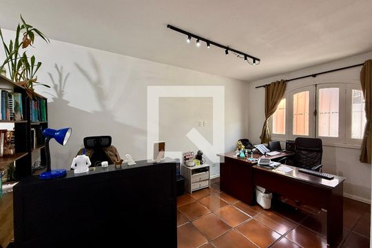 Sala  de casa para alugar com 2 quartos, 250m² em Jardim Promissao, São Paulo