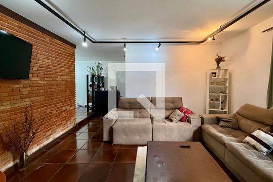 Sala  de casa para alugar com 2 quartos, 250m² em Jardim Promissao, São Paulo