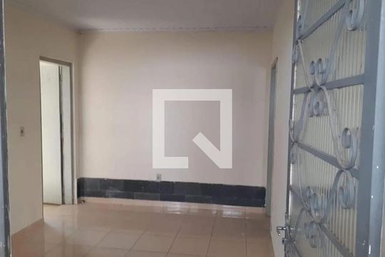 Casa para alugar com 2 quartos, 52m² em Goiânia, Belo Horizonte