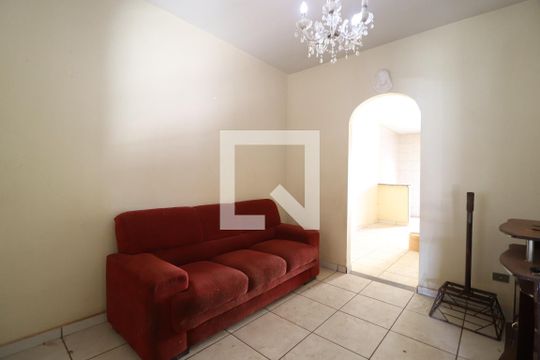Sala de casa para alugar com 3 quartos, 150m² em Santa Mônica, Uberlândia