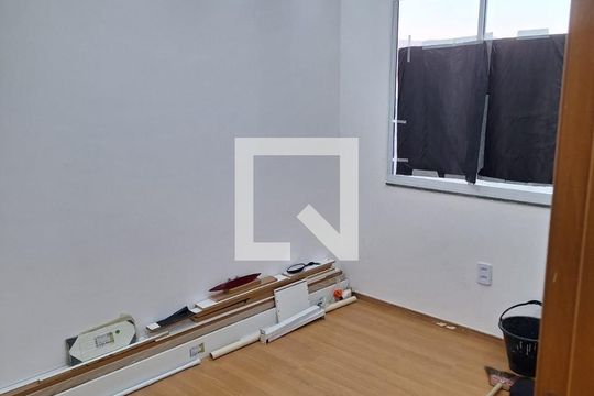 Quarto de apartamento para alugar com 3 quartos, 65m² em Campo Grande, Rio de Janeiro