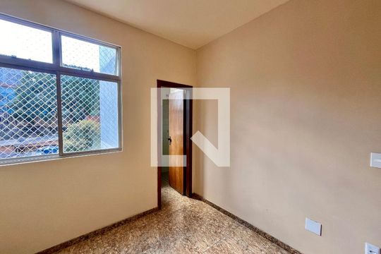 Apartamento à venda com 3 quartos, 148m² em União, Belo Horizonte