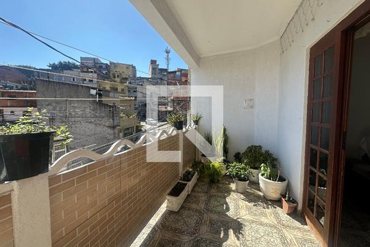 Varanda da Sala de casa à venda com 4 quartos, 233m² em Parque dos Camargos, Barueri