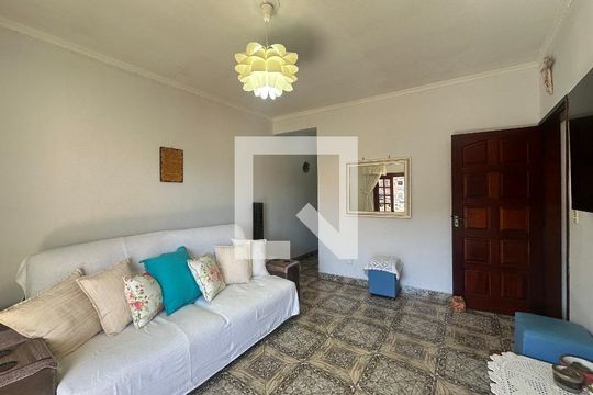 Sala de casa à venda com 4 quartos, 233m² em Parque dos Camargos, Barueri