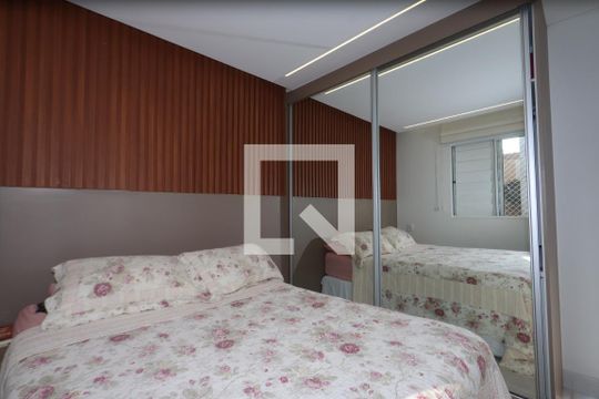 Quarto 1 de apartamento à venda com 2 quartos, 60m² em Jd S Teresinha, São Paulo