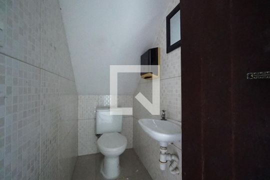 Lavabo de casa para alugar com 3 quartos, 140m² em Vila Mariana, São Paulo