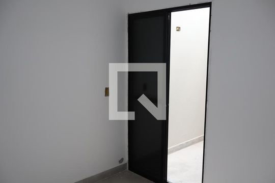 Varanda do quarto 1 de apartamento à venda com 2 quartos, 36m² em Vila Elze, São Paulo