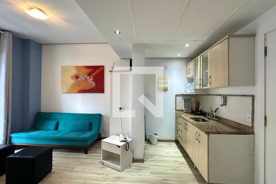 Apartamento para alugar com 1 quarto, 60m² em Copacabana, Rio de Janeiro